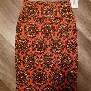 NWT Lularoe cassie